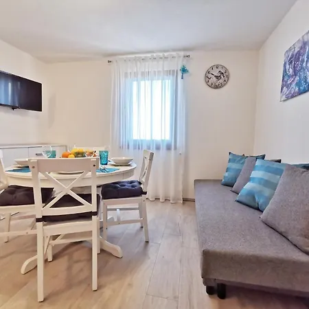 Marina Apartment